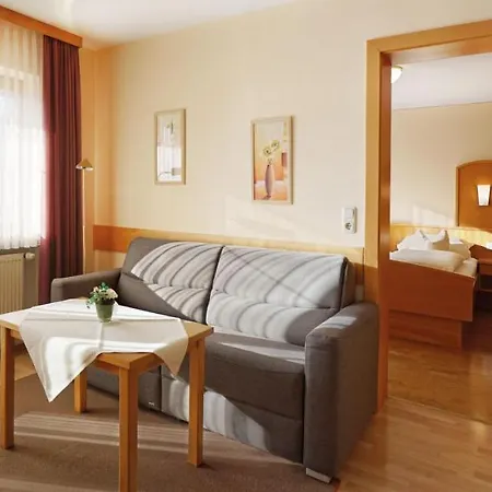 Appartementhaus Safferstetten アパート *